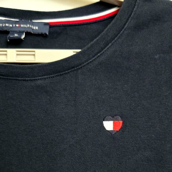 Tommy Hilfiger Women’s Medium Navy Tee Bow Sleeve Detail 100% Cotton Logo Shirt - Picture 7 of 8